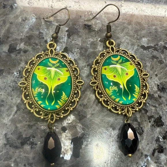 2/$29 or 3/$39 NWOT Gold, Green & Black Detailed Dangling Moth Earrings - Picture 1 of 7